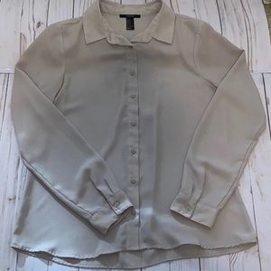 $5 LABOR DAY SALE ❤️ Forever 21 Taupe Buttoned Blouse Size Small